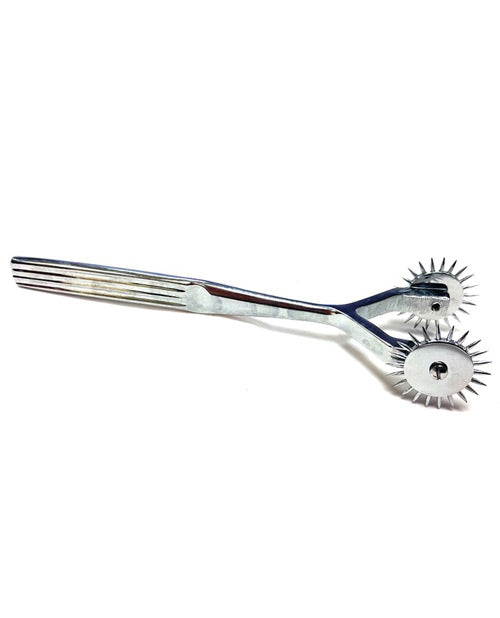 Rouge Stainless Steel 2 Prong Pinwheel